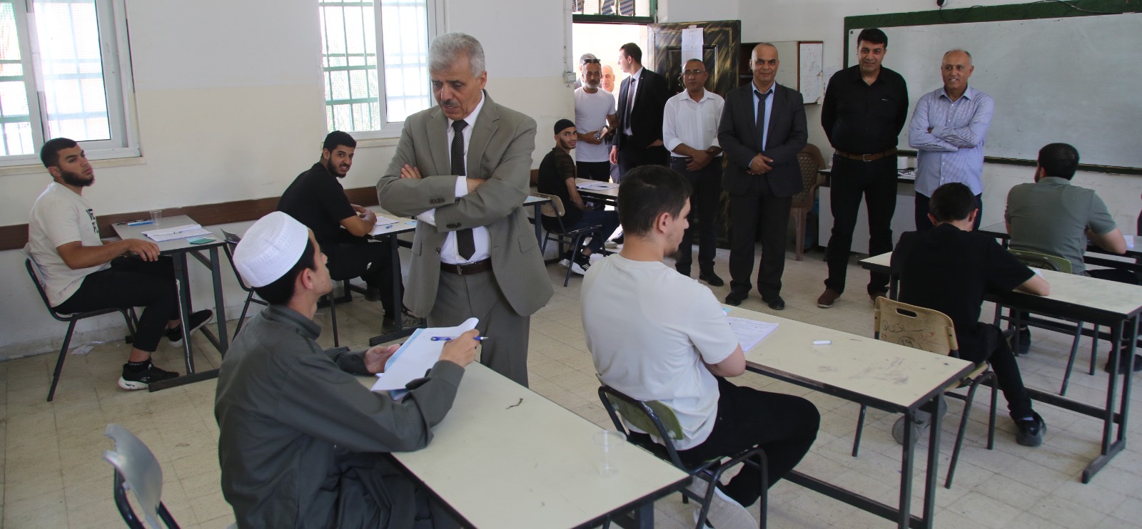 جولة تفقدية لامتحانات الثانوية في جنين